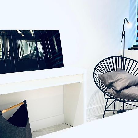 Stylish Central Superior Bedroom In Kolonaki Atenas Exterior foto